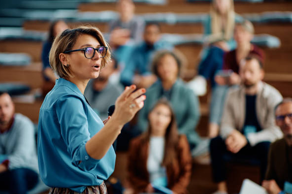 Equipo de consultores educativos